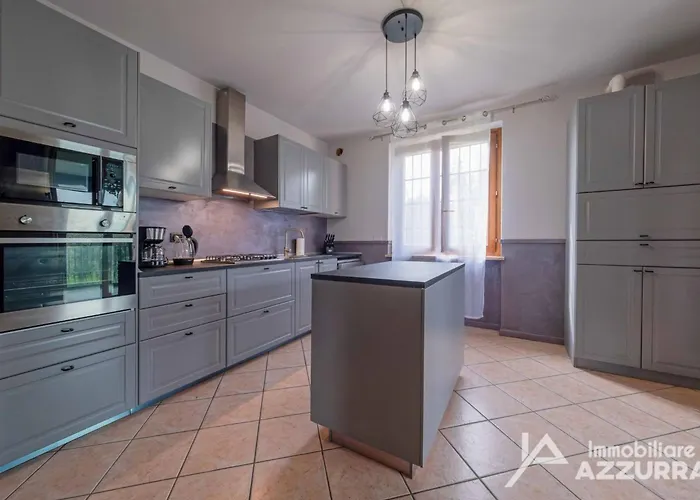 Holiday home I Roccoli- Zwischen Olivenbaeumen Mit Priva By Interhome *