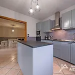 Nyaraló I Roccoli- Zwischen Olivenbaeumen Mit Priva By Interhome