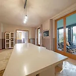 Nyaraló I Roccoli- Zwischen Olivenbaeumen Mit Priva By Interhome